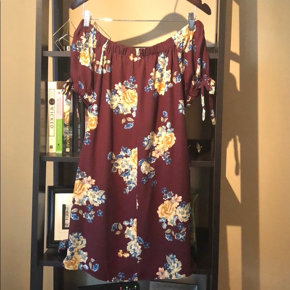 Shift Dress - Picture 2 of 5